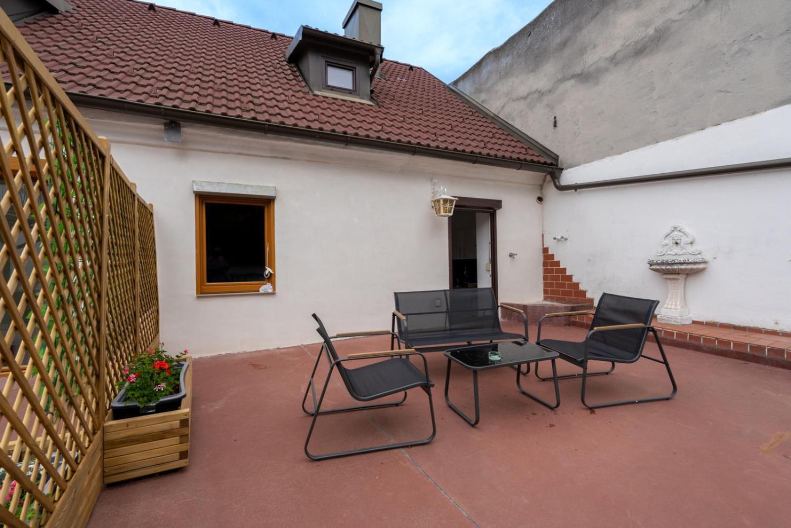 Wachau Oasis - Elegance With A Private Terrace Apartment Mautern Exterior photo